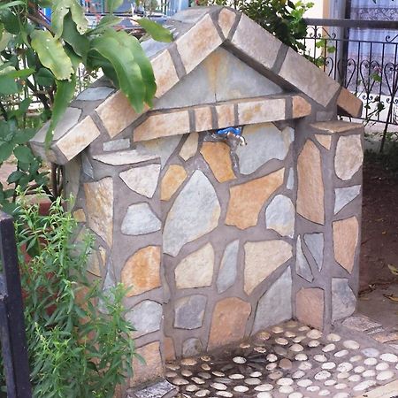 Intos Apartments Agios Nikolaos  المظهر الخارجي الصورة