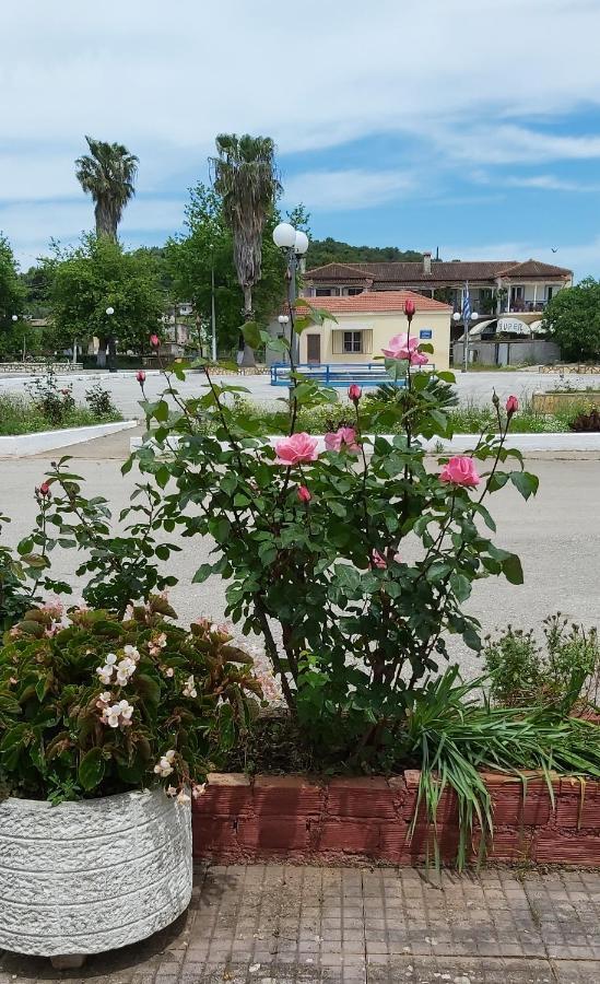 Intos Apartments Agios Nikolaos  المظهر الخارجي الصورة